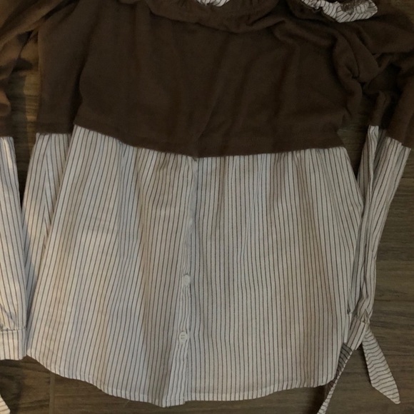 Blouse - Picture 2 of 3